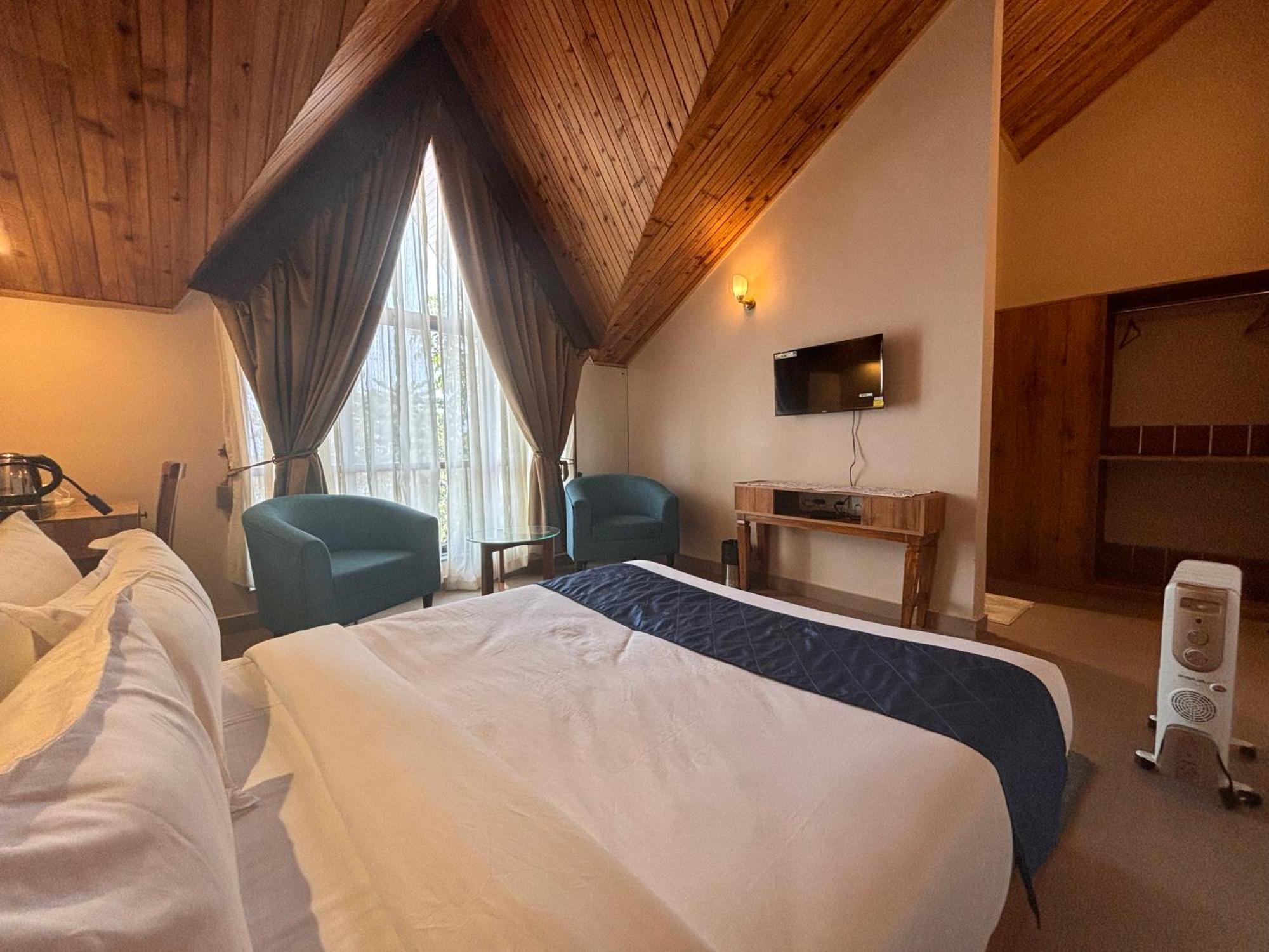 Blue Orchid Premium Hotel กาลิมปง ภายนอก รูปภาพ