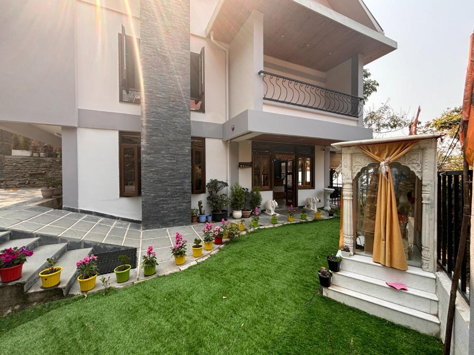 Blue Orchid Premium Hotel กาลิมปง ภายนอก รูปภาพ