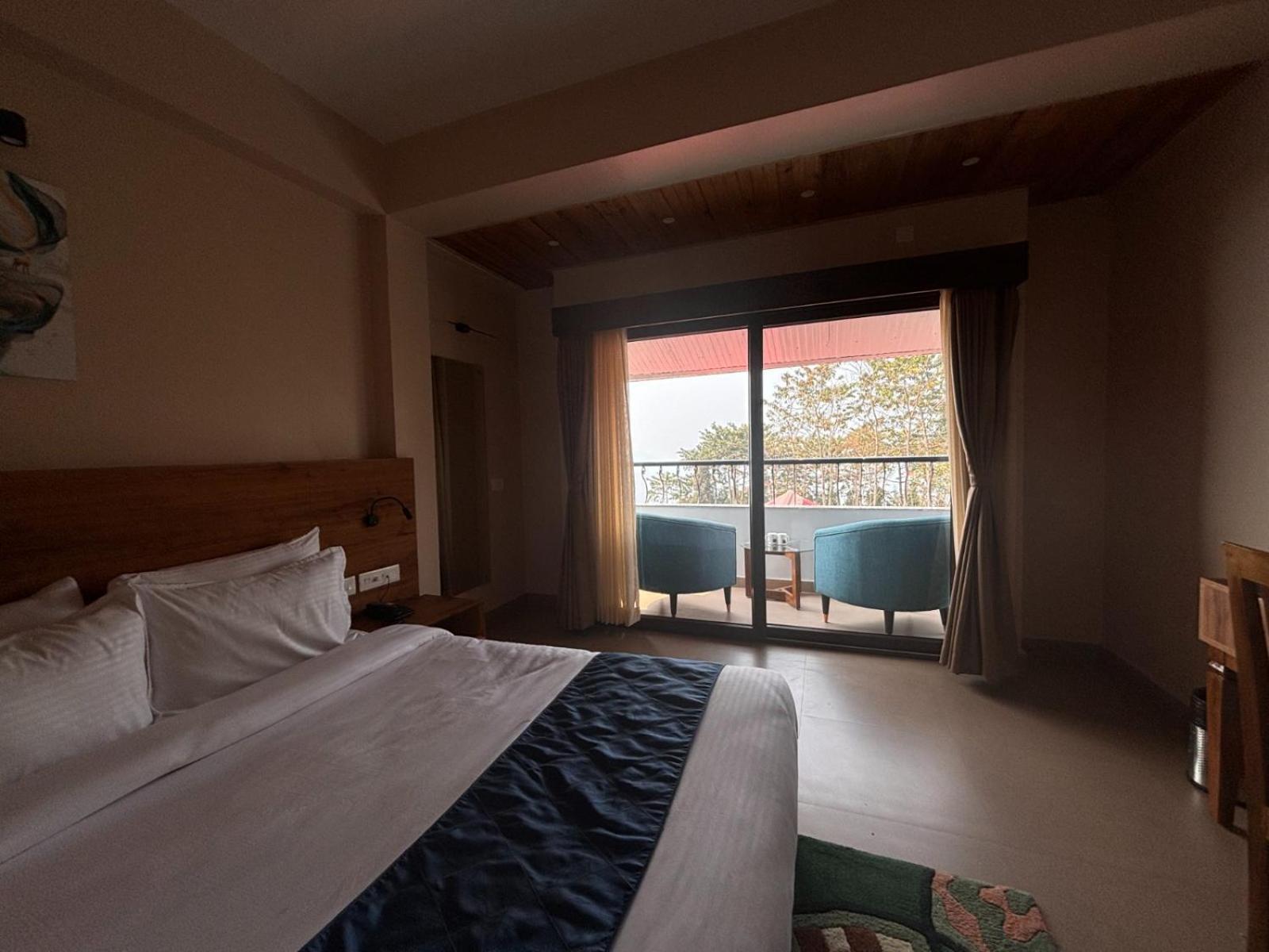 Blue Orchid Premium Hotel กาลิมปง ภายนอก รูปภาพ